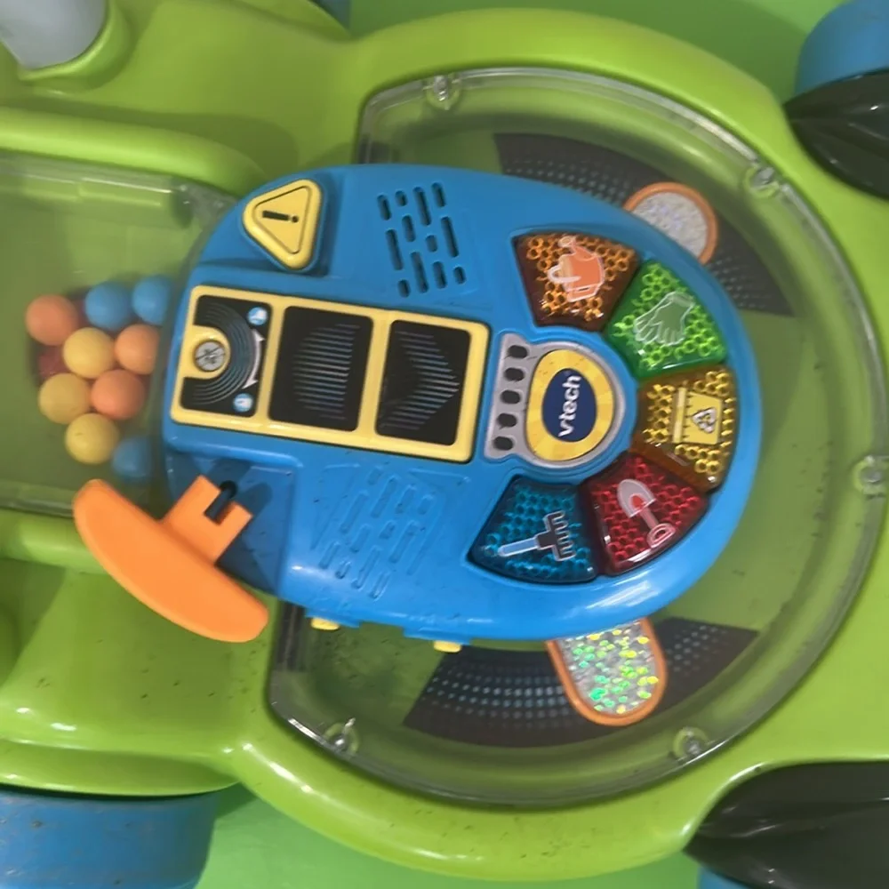 Vtech toddler lawnmower toy - Picture 4 of 4